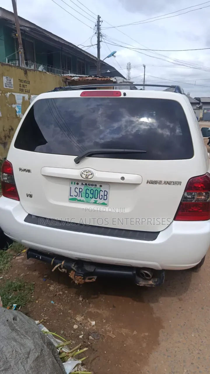 Toyota Highlander Limited V6 2006 White