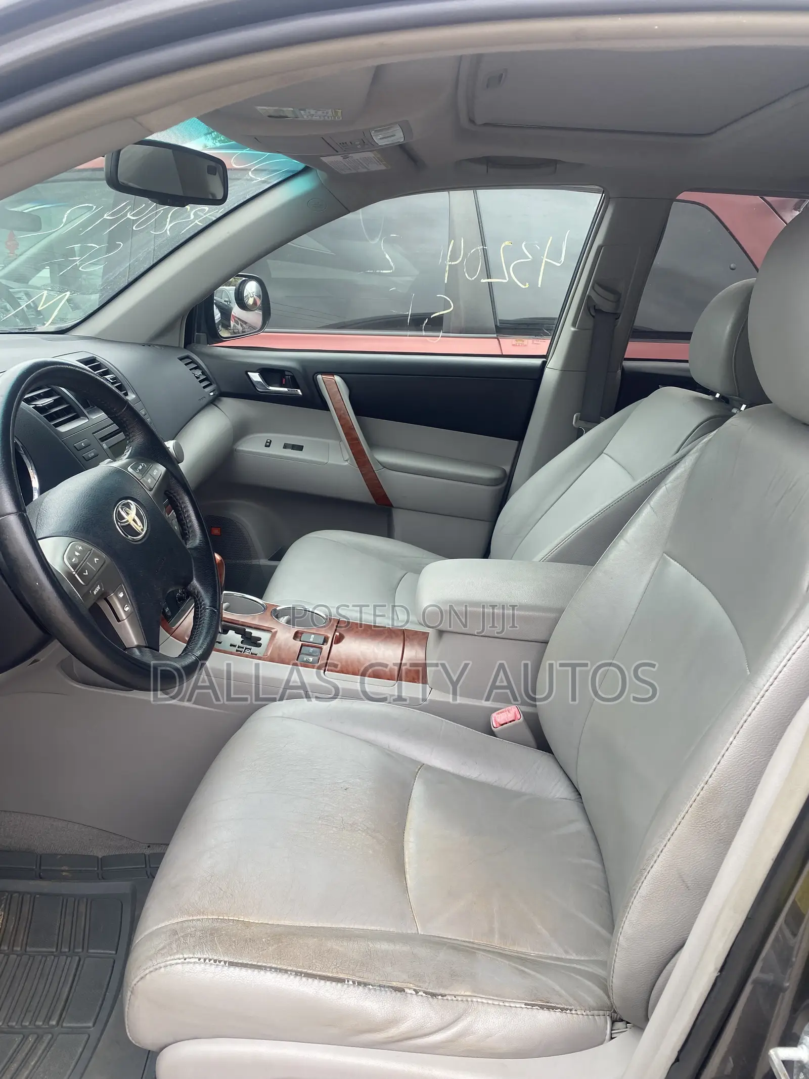 Toyota Highlander Limited 2011 Gray