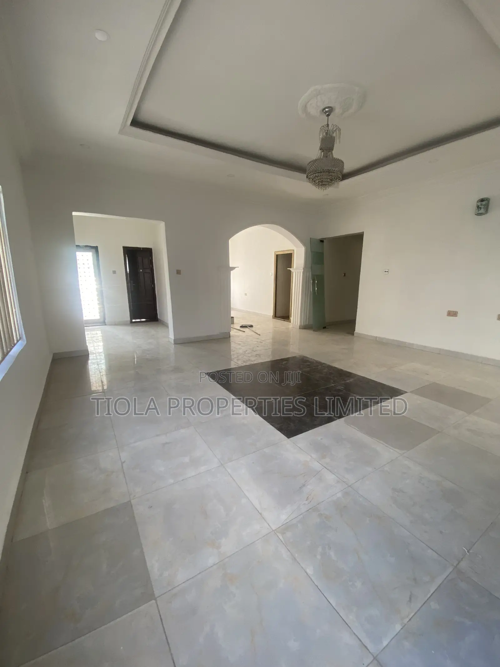 5bdrm Duplex in Royal Anchor Estate, Kaura for sale