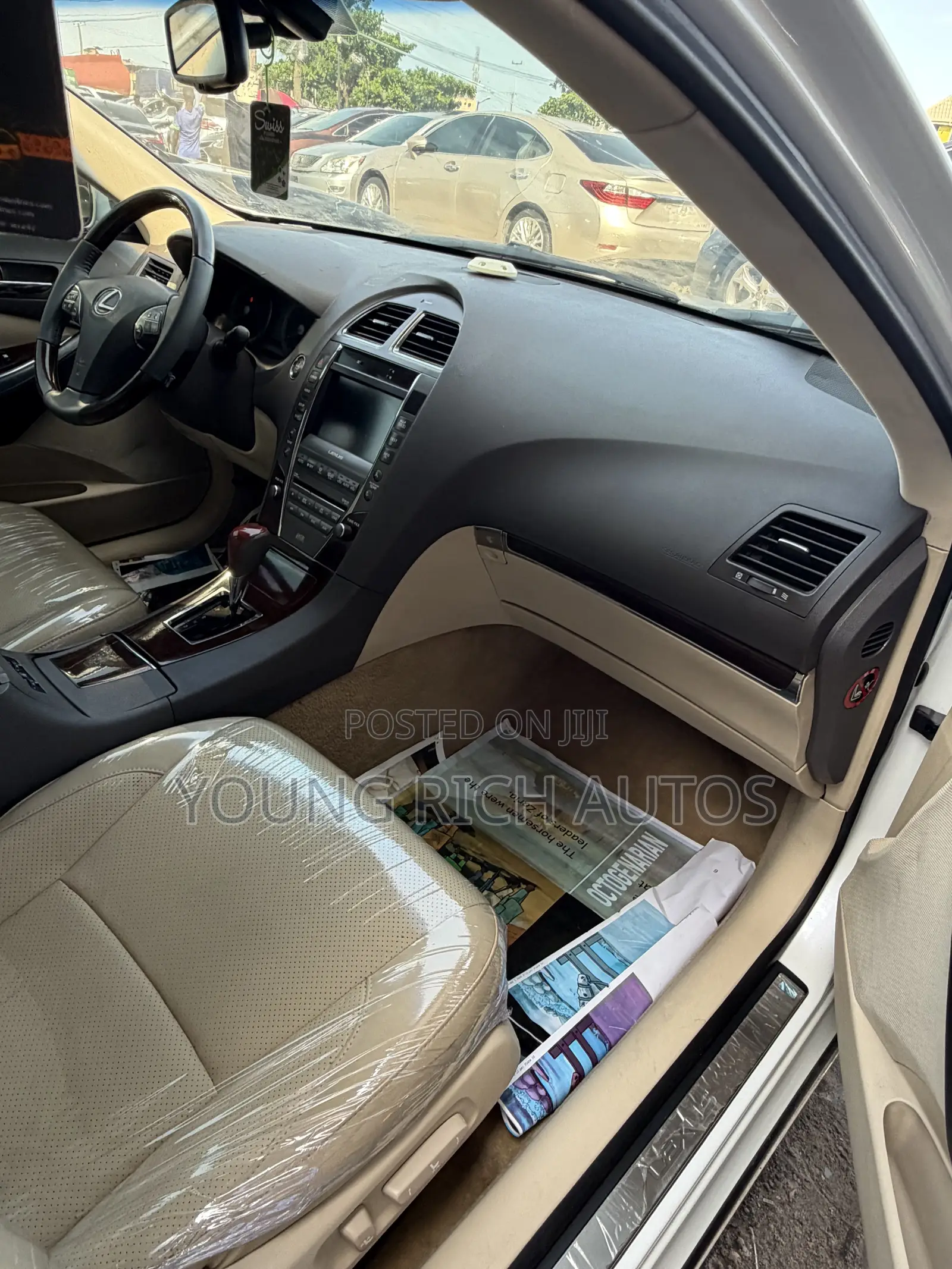 Lexus ES 350 2011 White