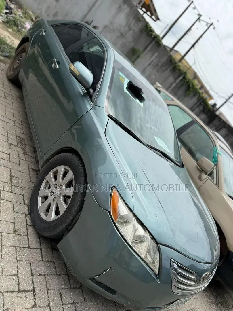 Toyota Camry 2008 Blue