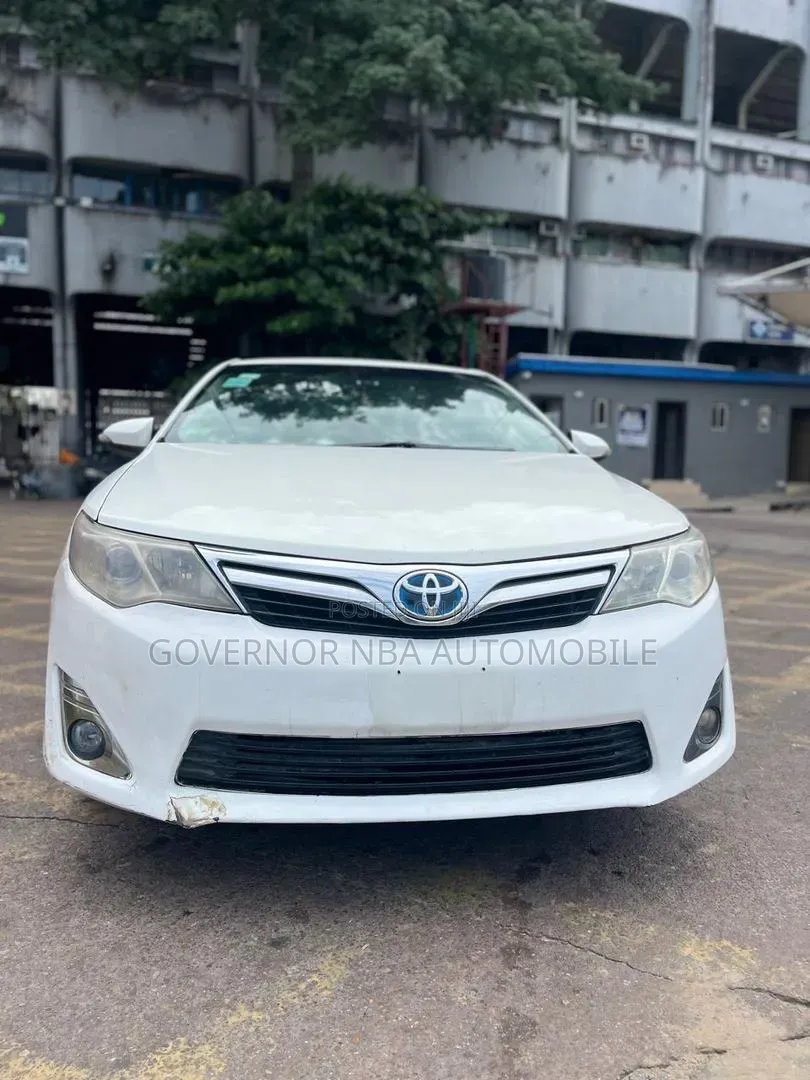 Toyota Camry 2013 White