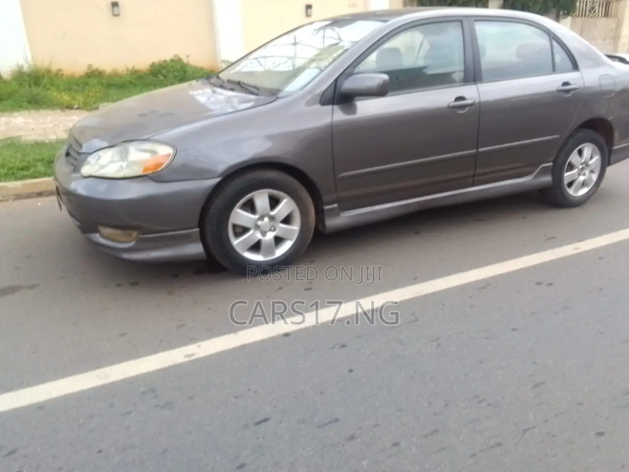 Toyota Corolla 2004 Gray
