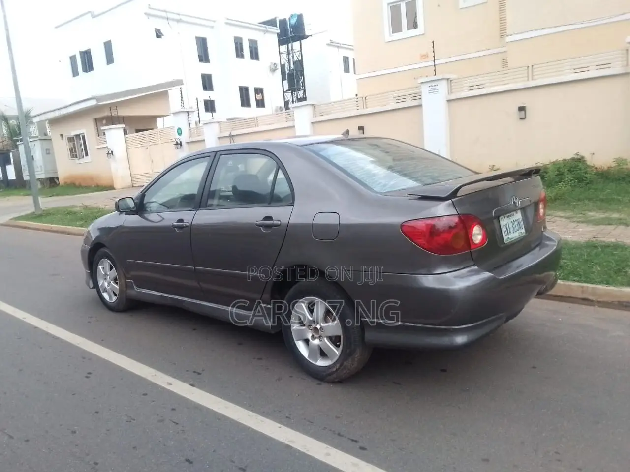 Toyota Corolla 2004 Gray