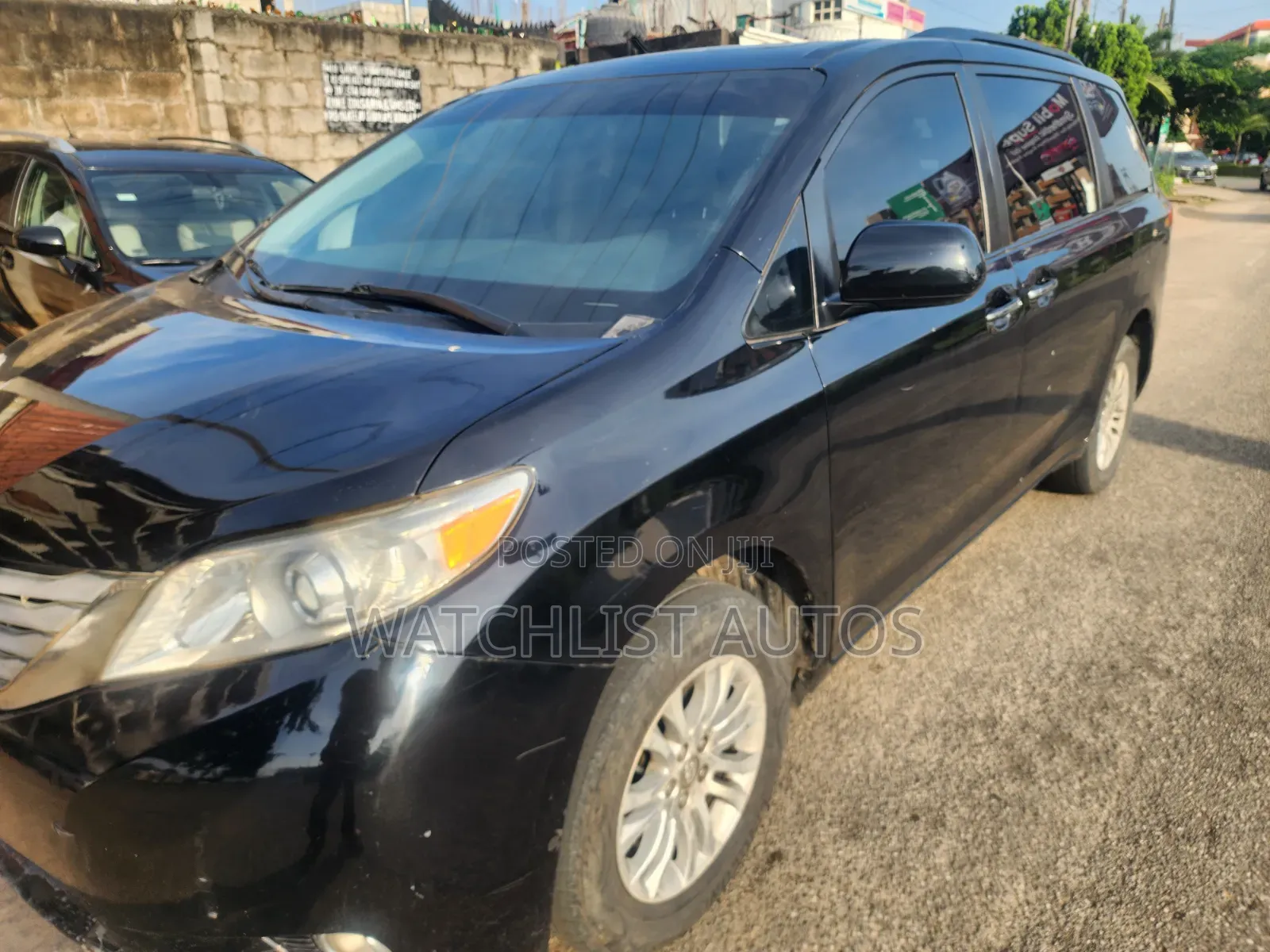 Toyota Sienna XLE 8 Passenger 2011 Black