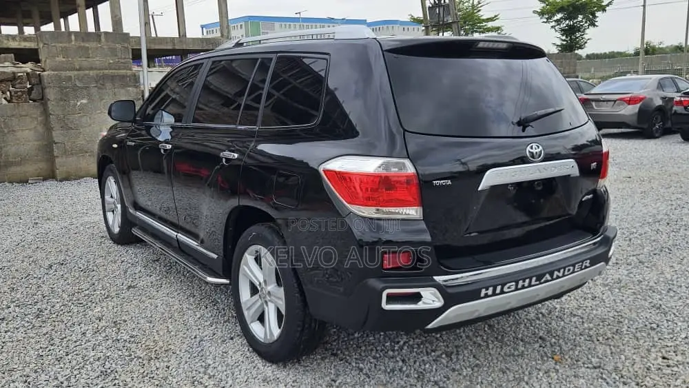 Toyota Highlander 2013 Black