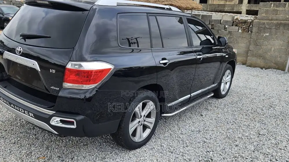 Toyota Highlander 2013 Black