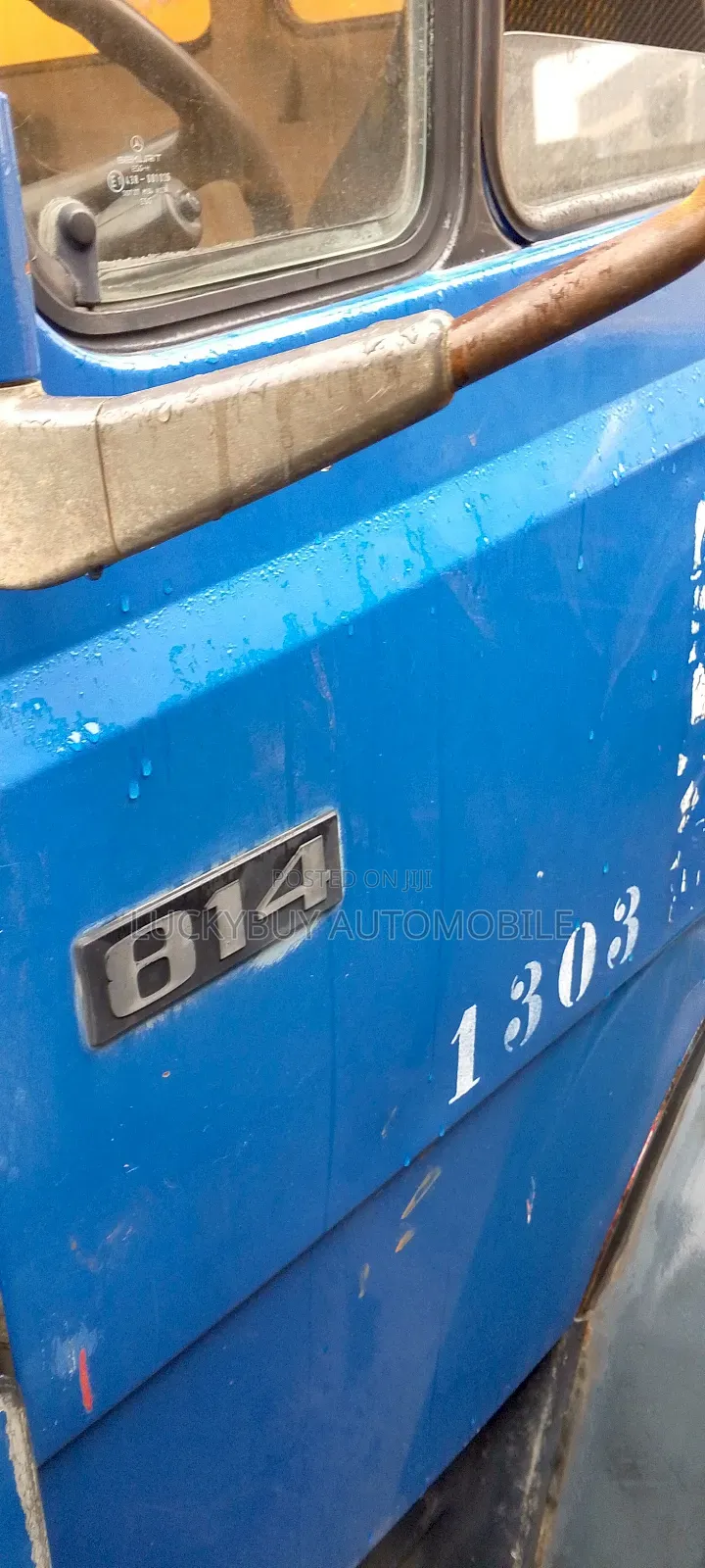 Mercedes 814 Container