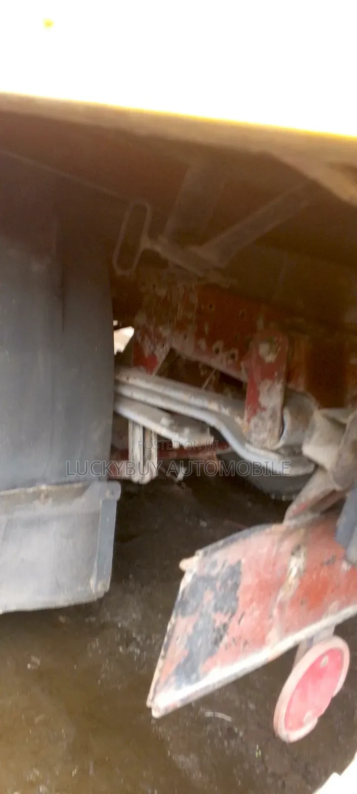 Mercedes 814 Container