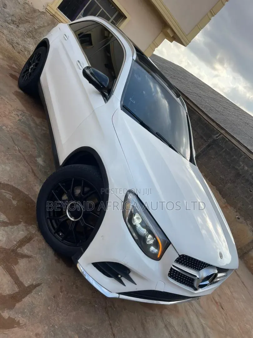 Mercedes-Benz GLC-Class 2017 White