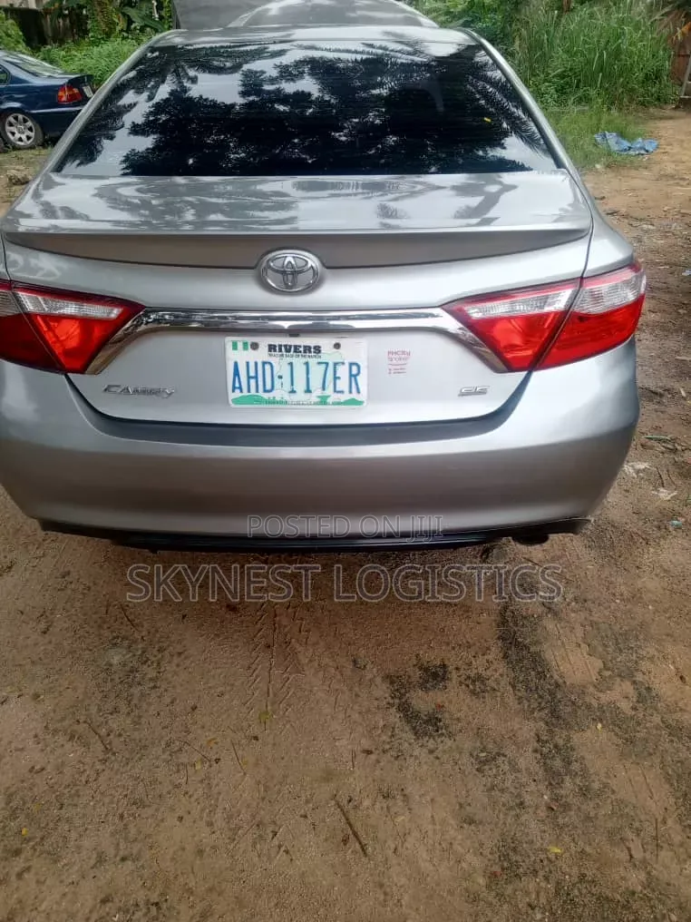 Toyota Camry 2015 Silver