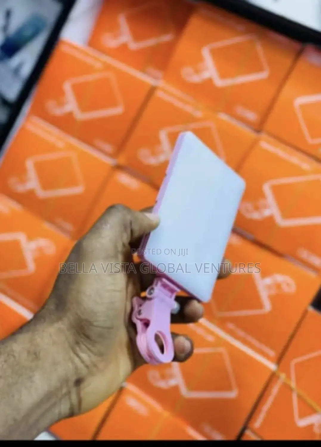 Rechargeablemini Led Selfie Lightfor Content Creation(Wholesale Deals)