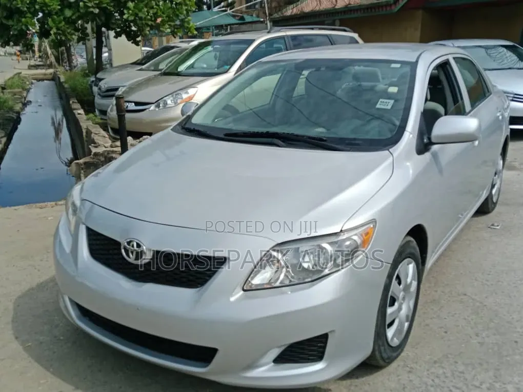Toyota Corolla 2009 Silver