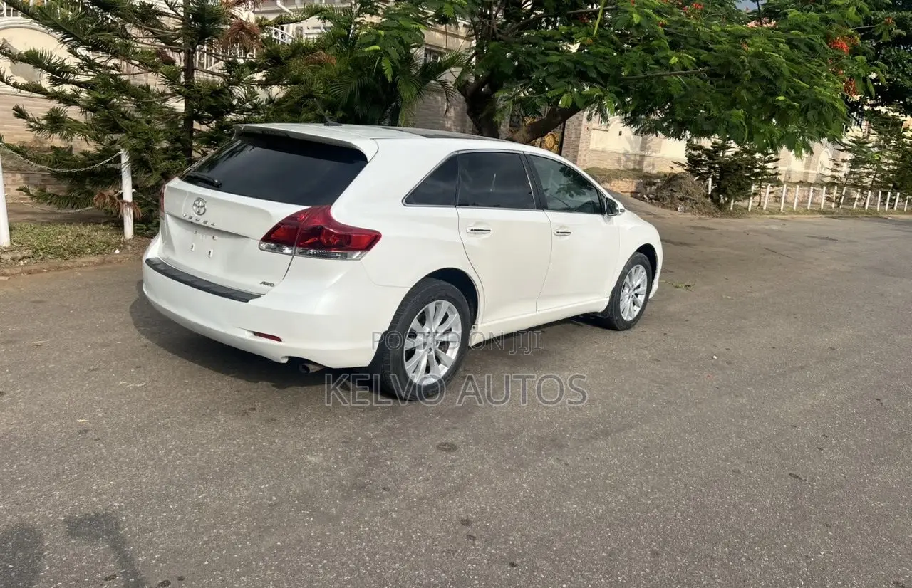 Toyota Venza 2013 White