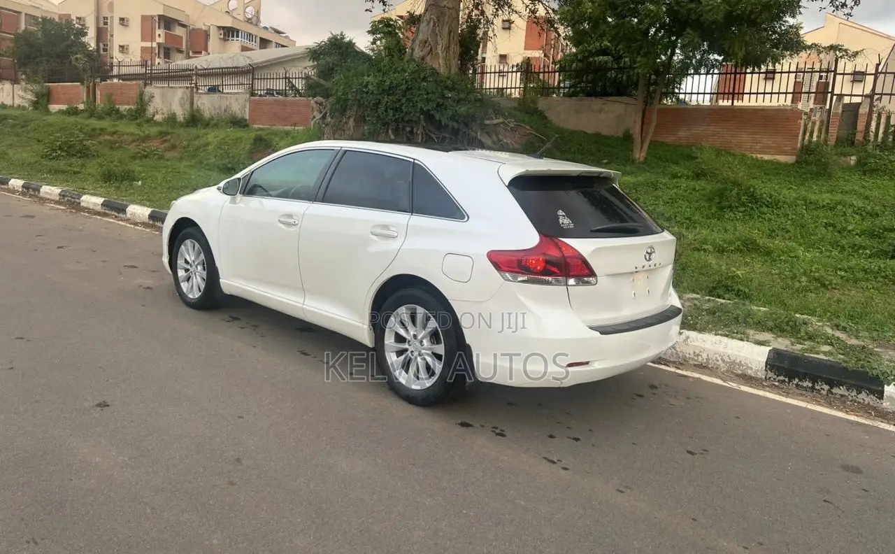 Toyota Venza 2013 White