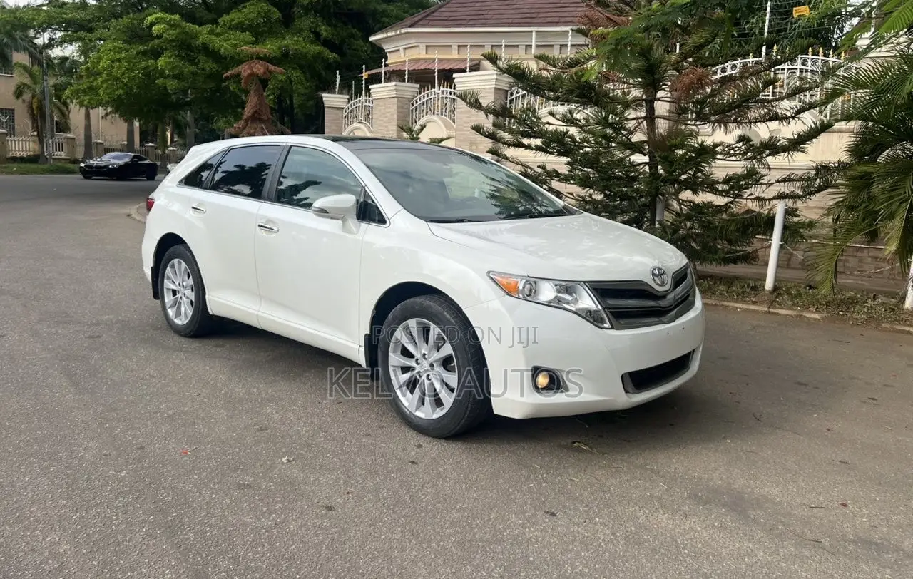 Toyota Venza 2013 White