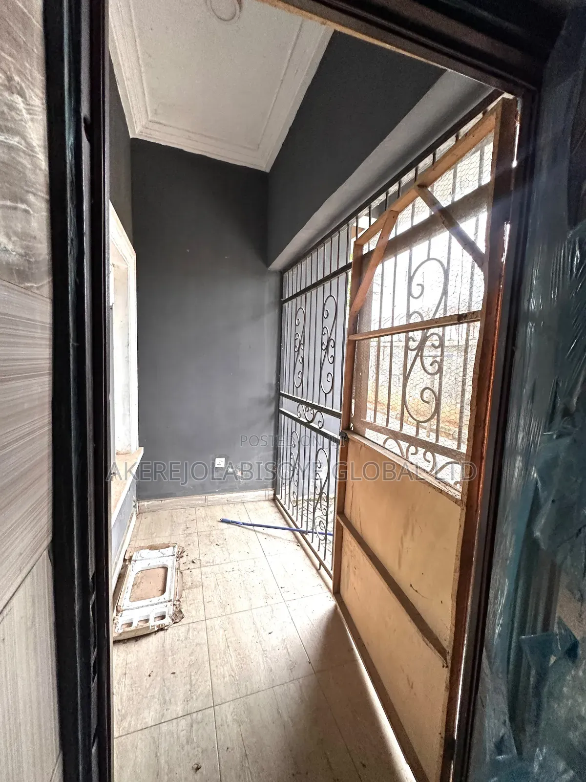 2bdrm Apartment in Jahi Gilmore, Abuja for rent