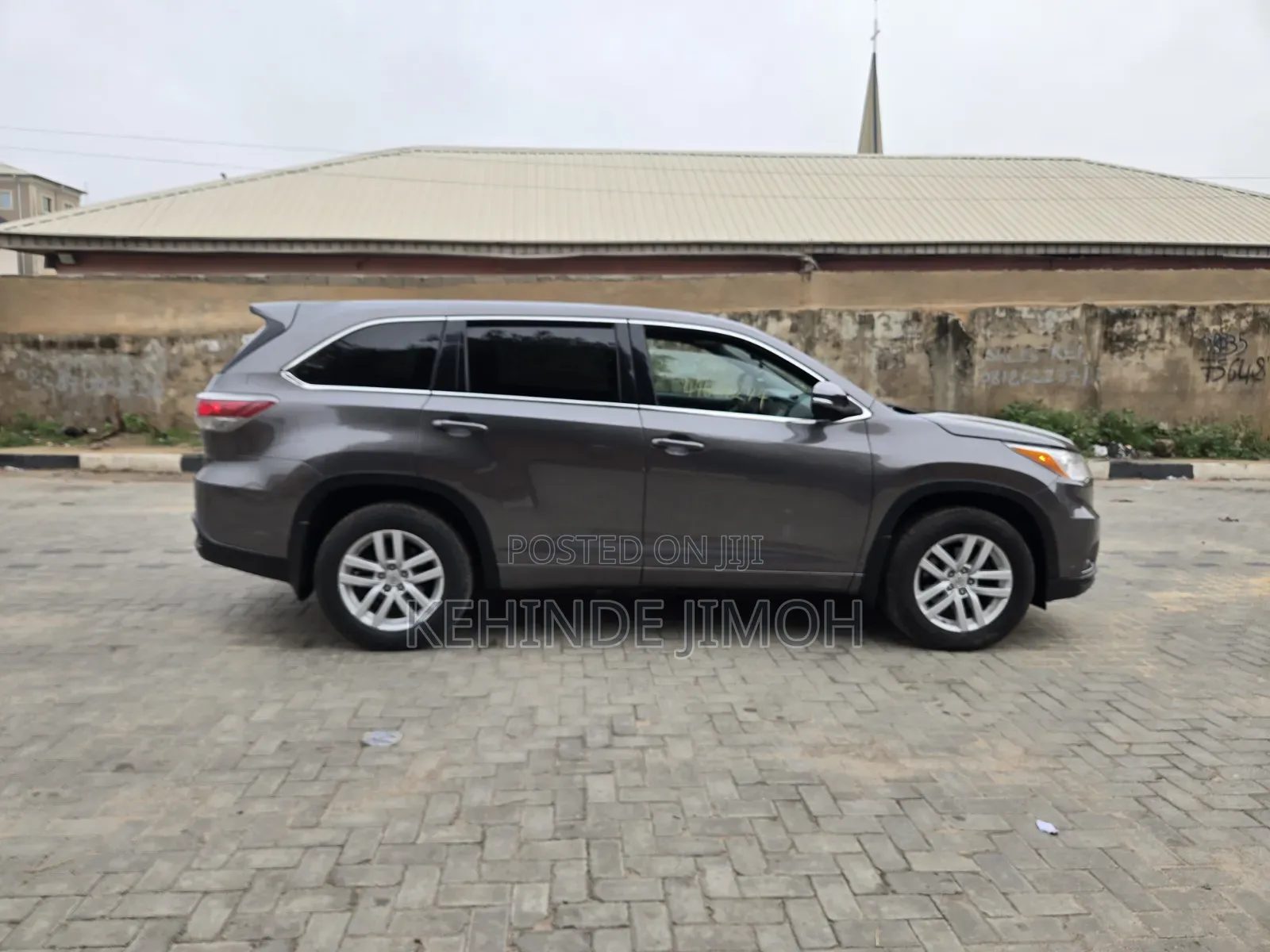 Toyota Highlander LE 4dr SUV (2.7L 4cyl 6A) 2014 Gray