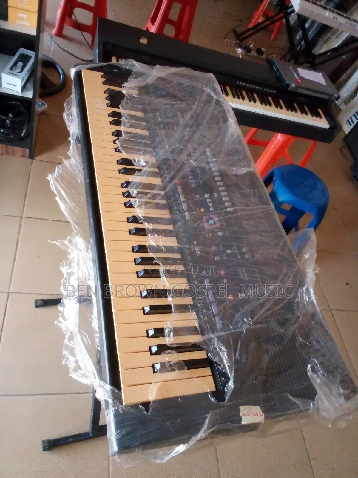 Clean Yamaha PSR 410 With Pitch Bend