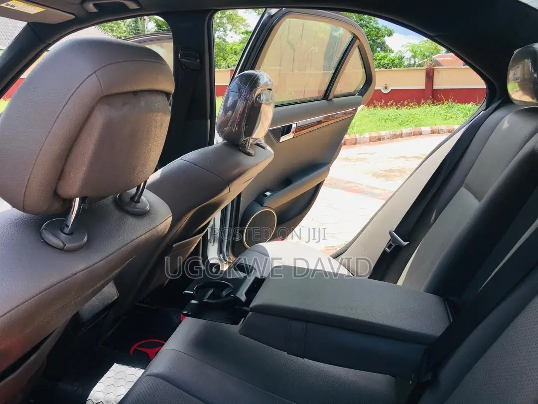 Mercedes-Benz C300 2010 White