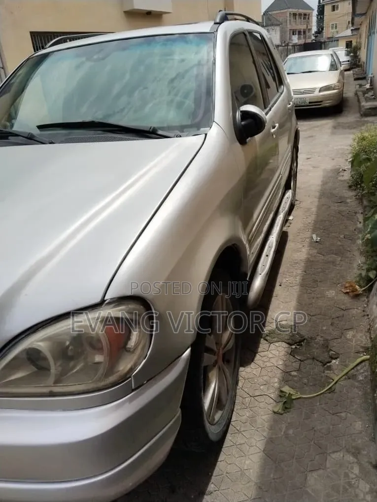 Mercedes-Benz M Class ML 320 2005 Silver
