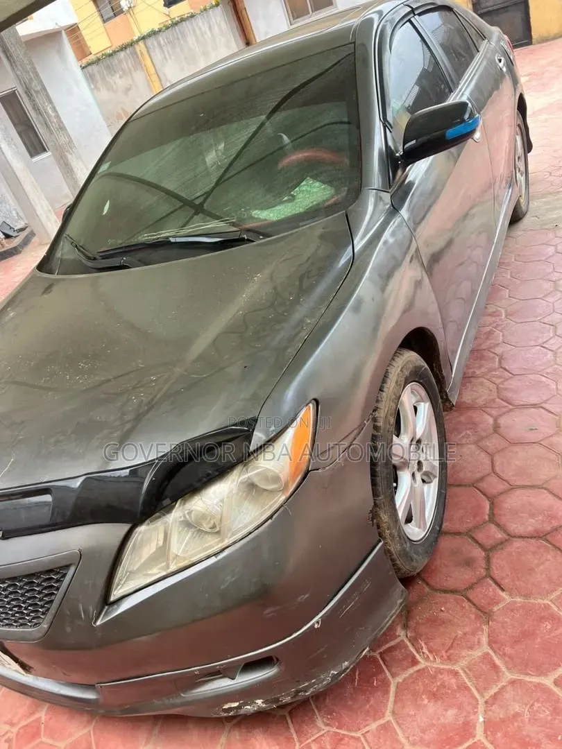 Toyota Camry 2008 Gray