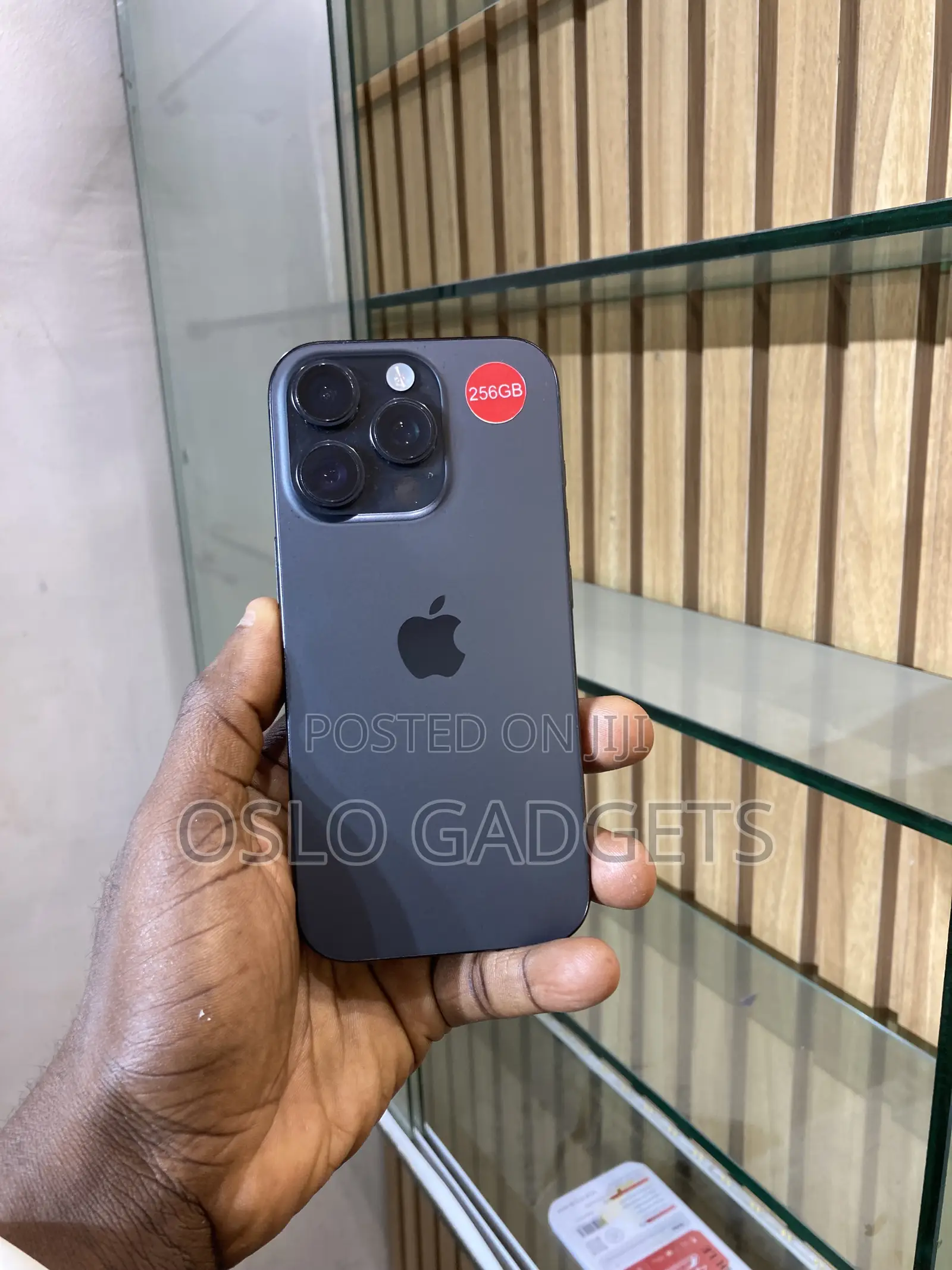 Apple iPhone 16 Pro 256 GB Black
