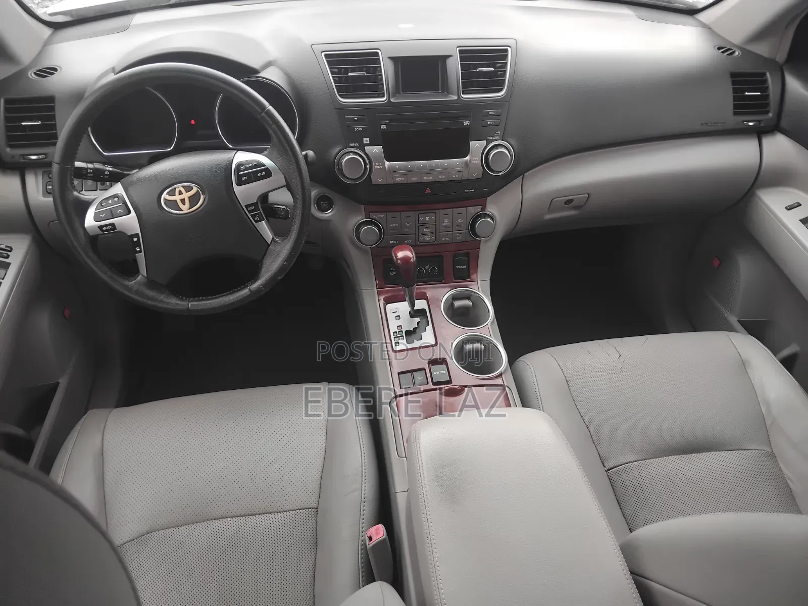 Toyota Highlander 2012 Silver