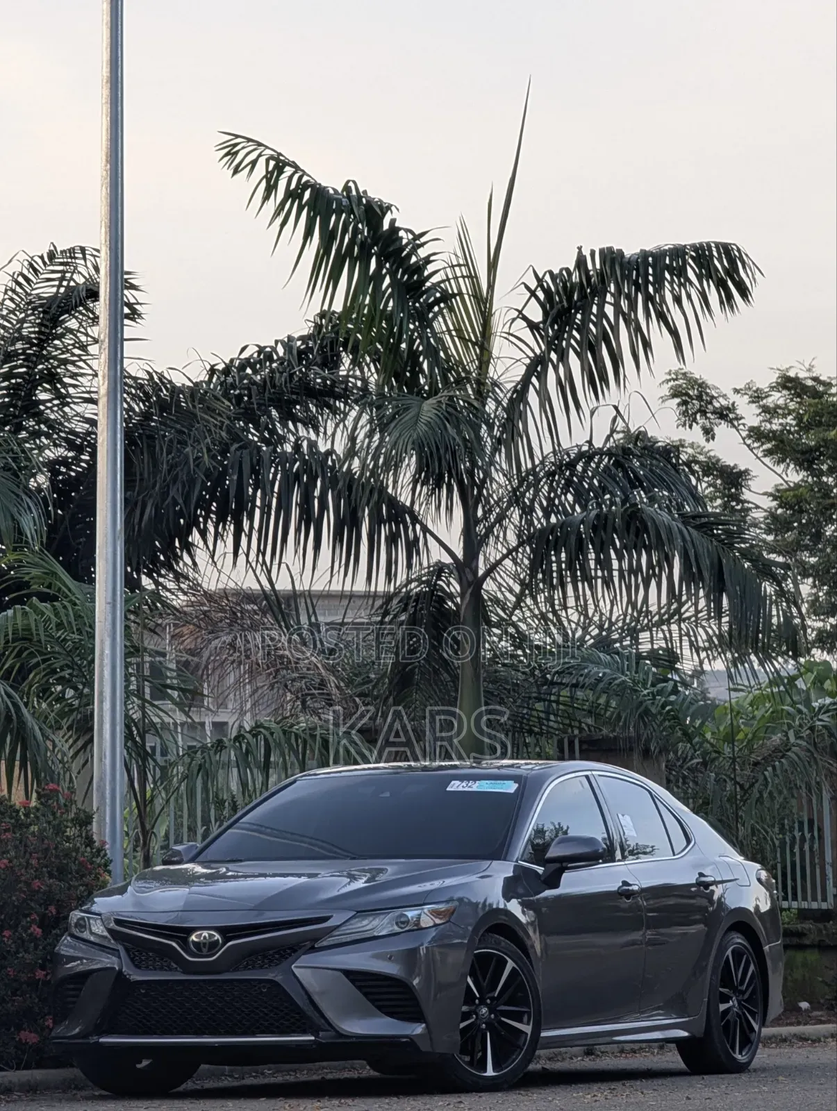 Toyota Camry 2018 Gray