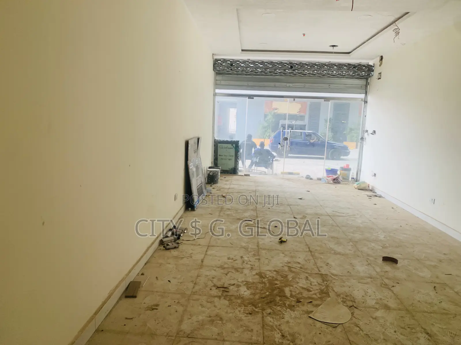 Shop in Bannex. First Floor. Wuse 2 Face Road