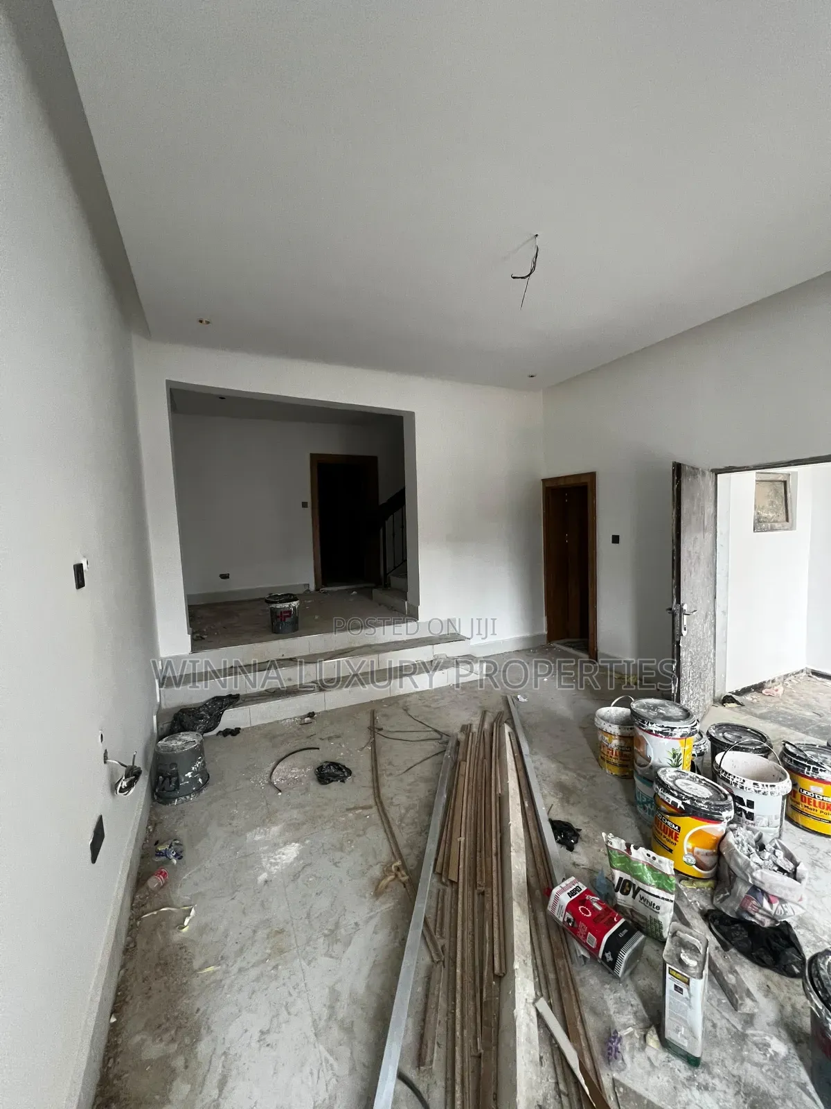 5bdrm Townhouse / Terrace in Guzape for rent