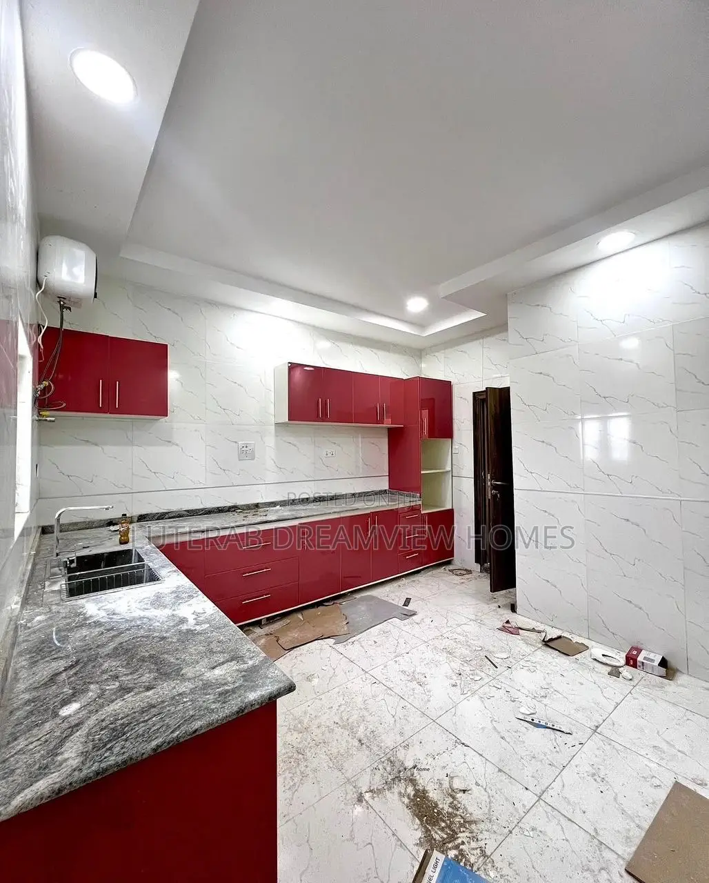 5bdrm Duplex in Guzape for sale
