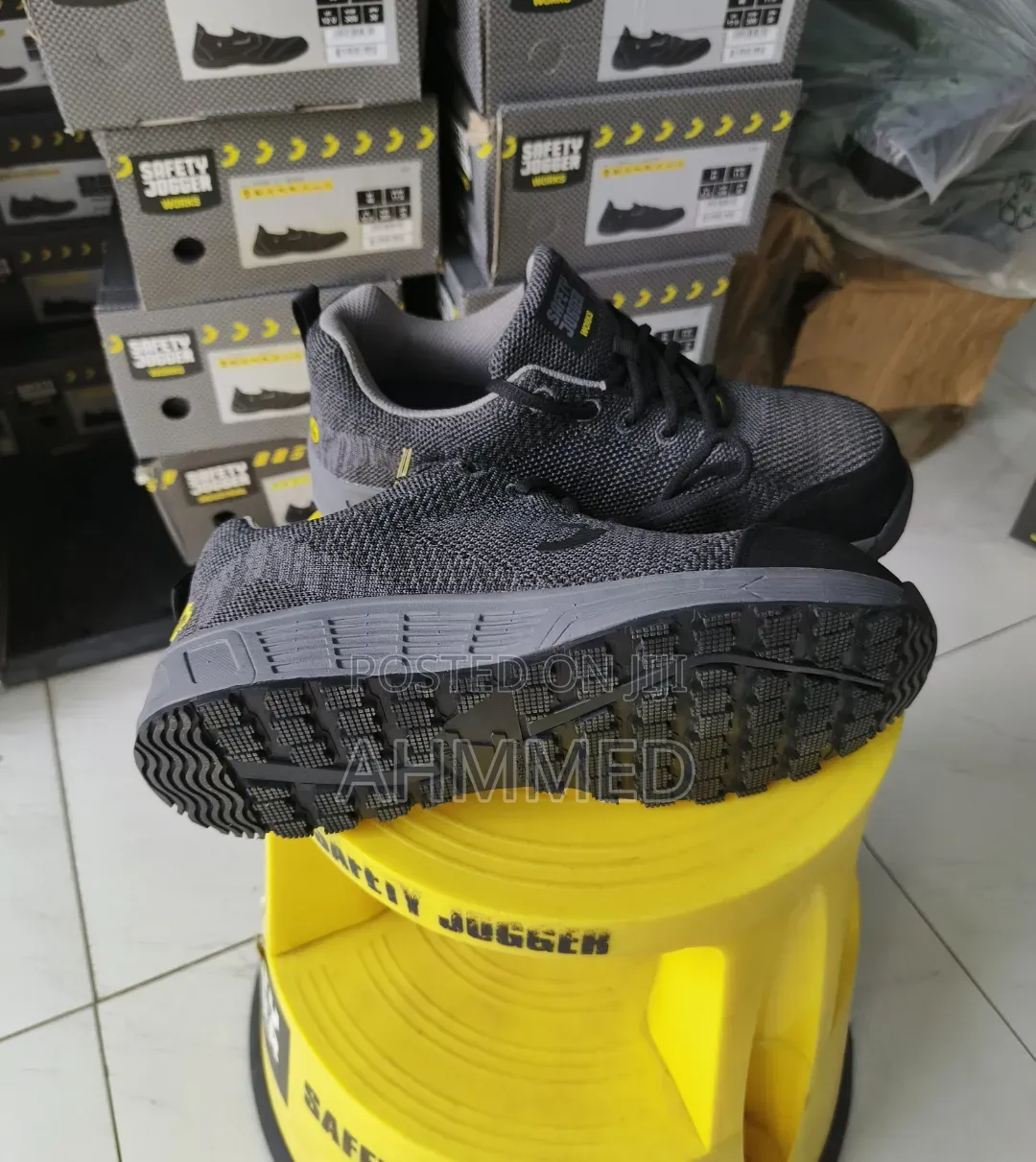 Econila Safety Jogger Boot