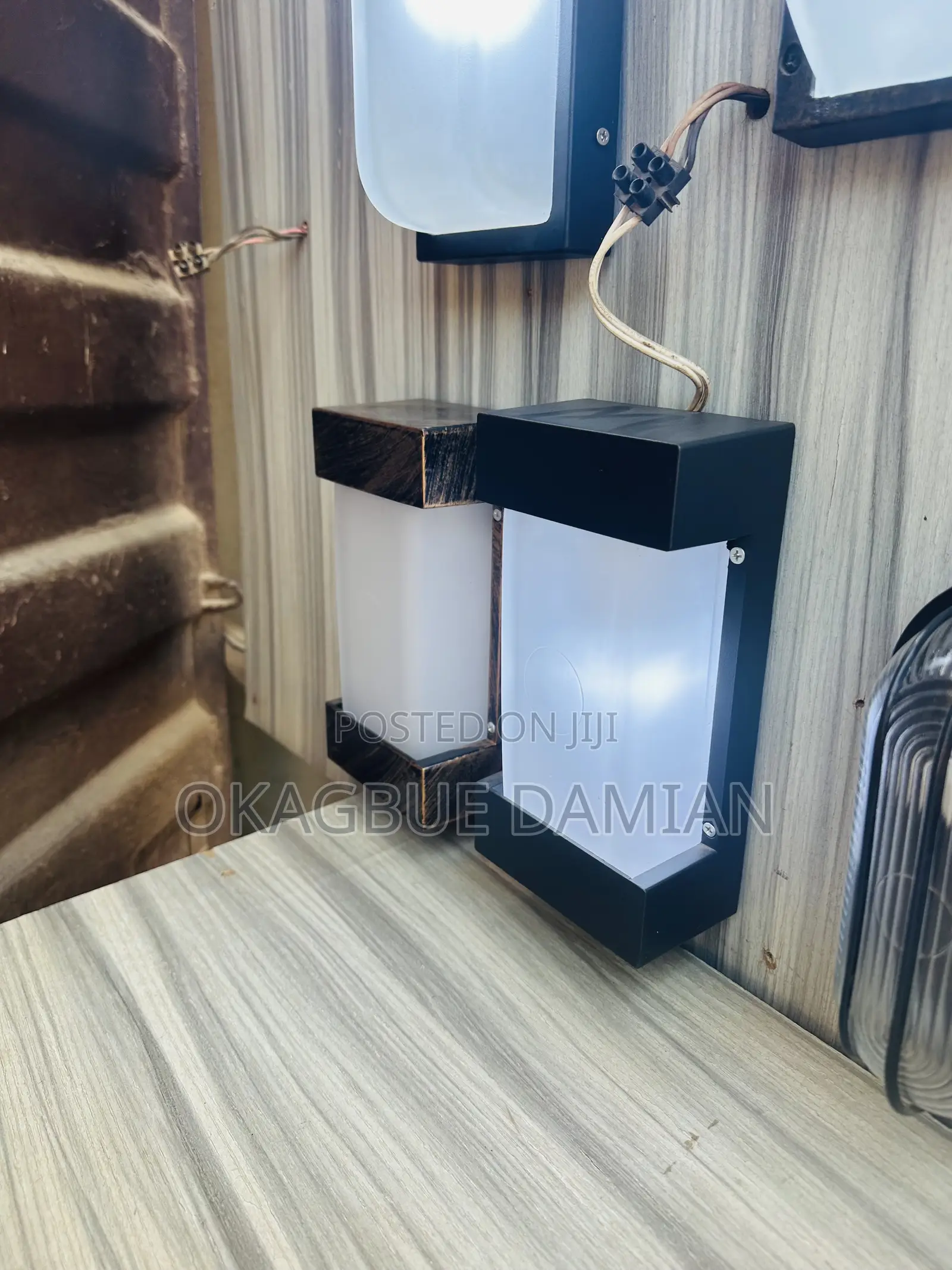 Fence Light Double Cover Bulkhead
