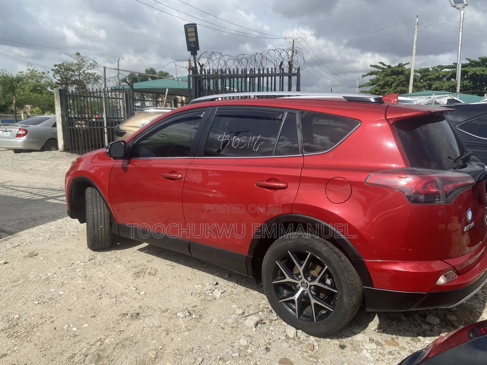 Toyota RAV4 SE AWD (2.5L 4cyl 6A) 2017 Red
