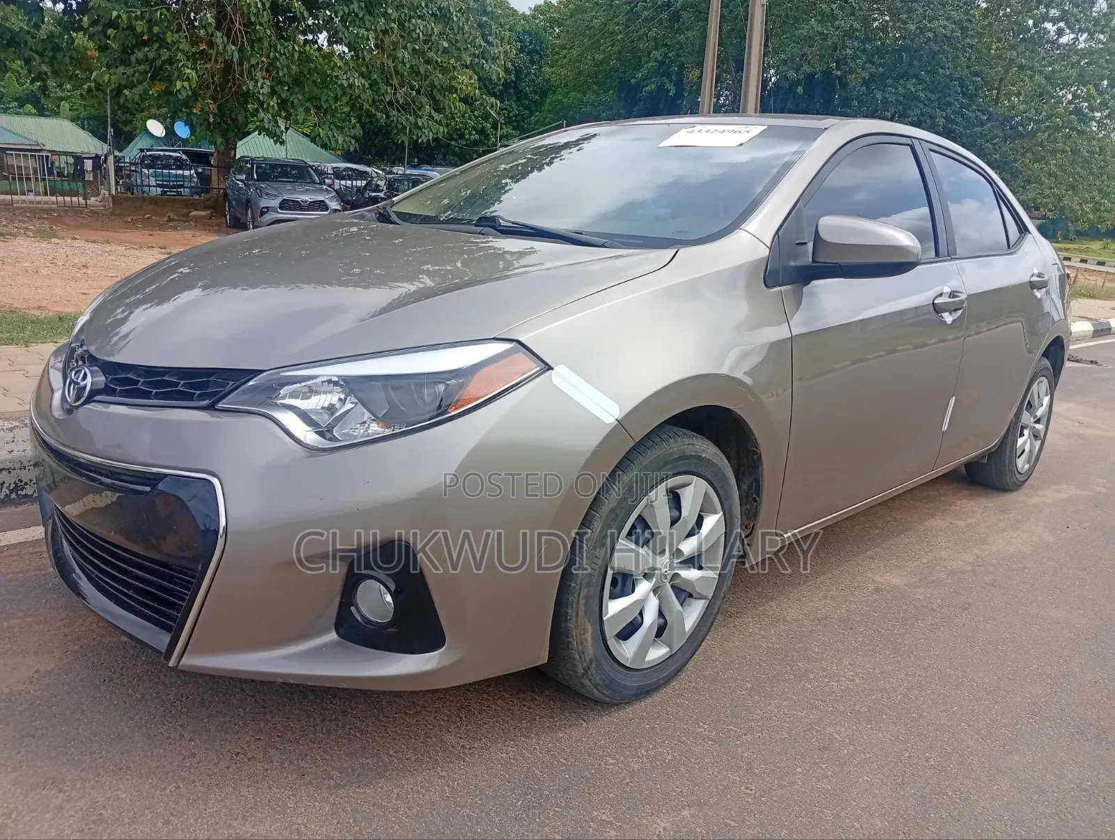 Toyota Corolla 2016 Gold