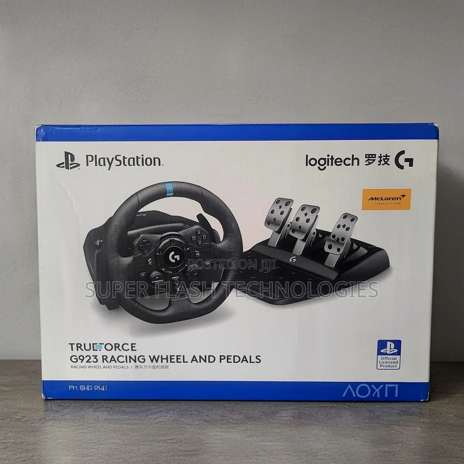Logitech G923 Racing Wheel and Pedals