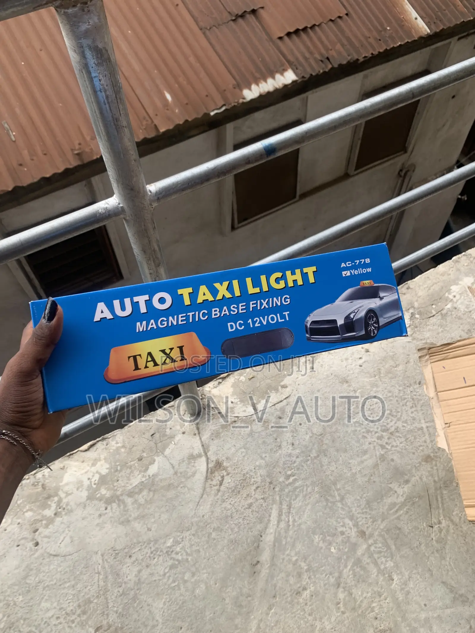 Universal Magnetic Taxi Roof Light Sign — 12v Yellow