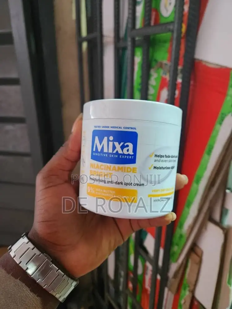 Mixa Niacinamide Bright Moisturizing Anti-Dark Spot Cream
