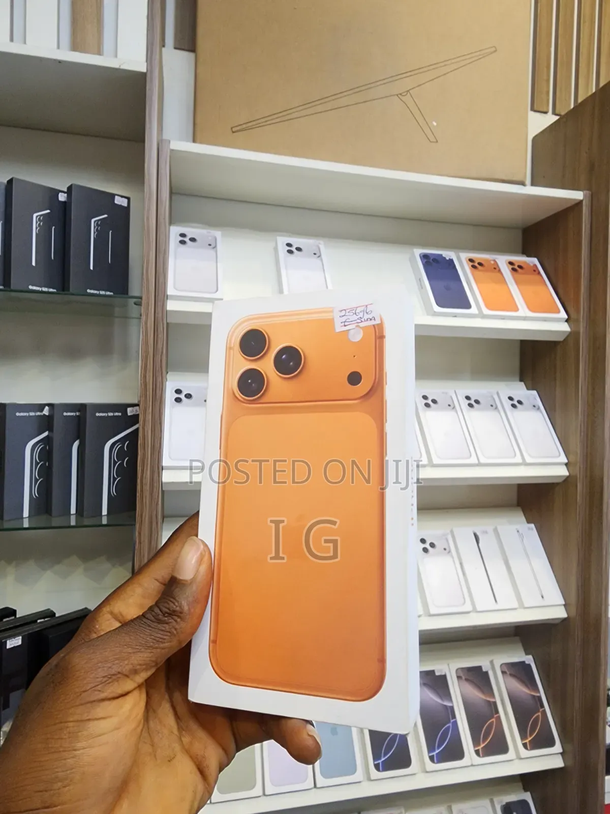 New Apple iPhone 17 Pro Max 256 GB Orange