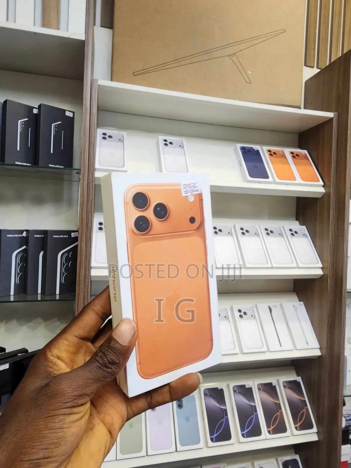 New Apple iPhone 17 Pro Max 256 GB Orange