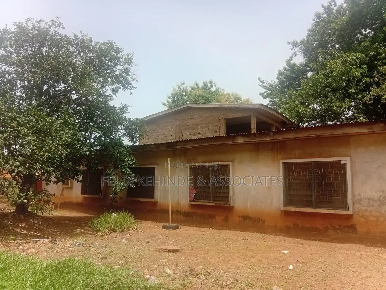 12bdrm Block of Flats in Ring Road for sale