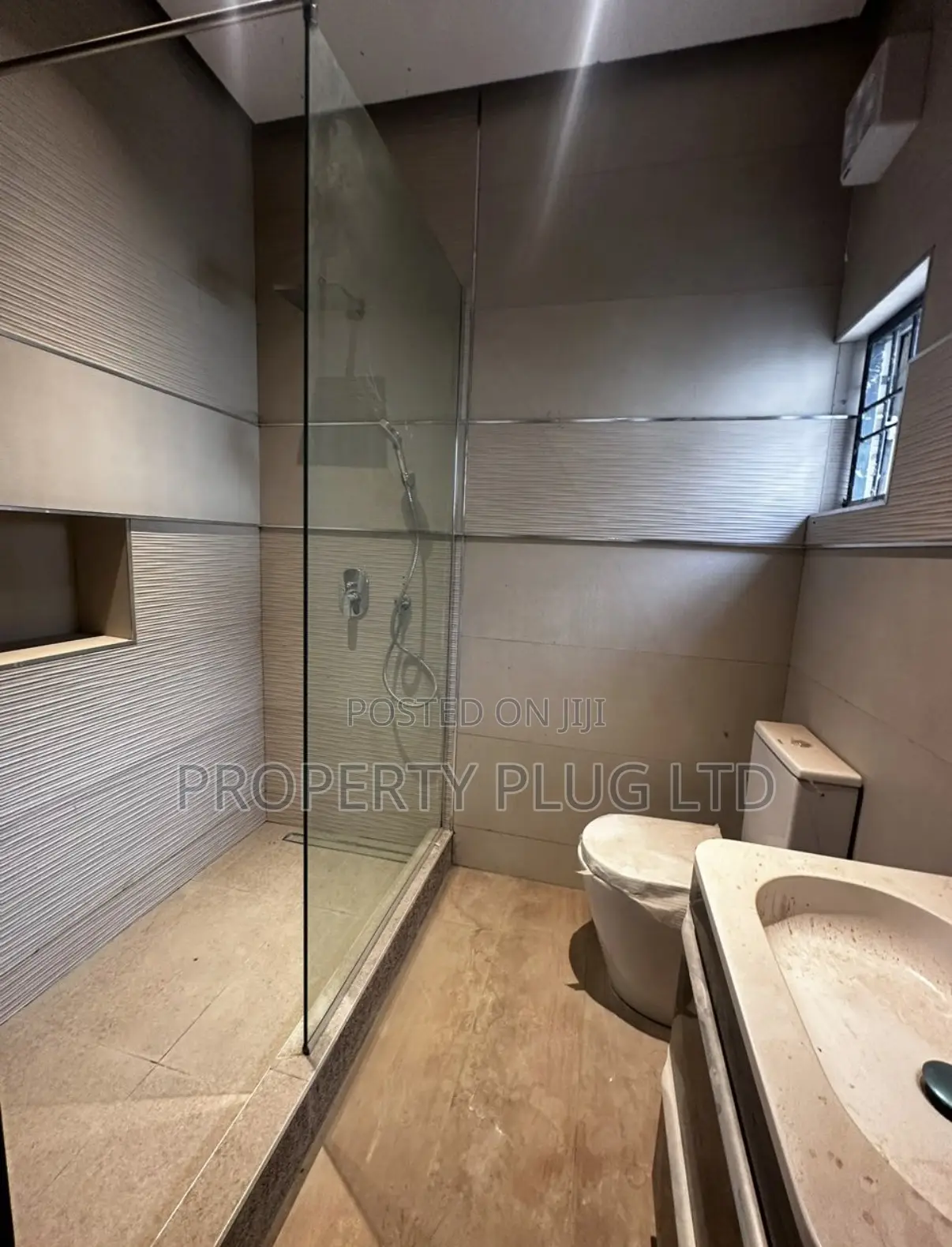 4bdrm Townhouse / Terrace in Katampe Extension for rent