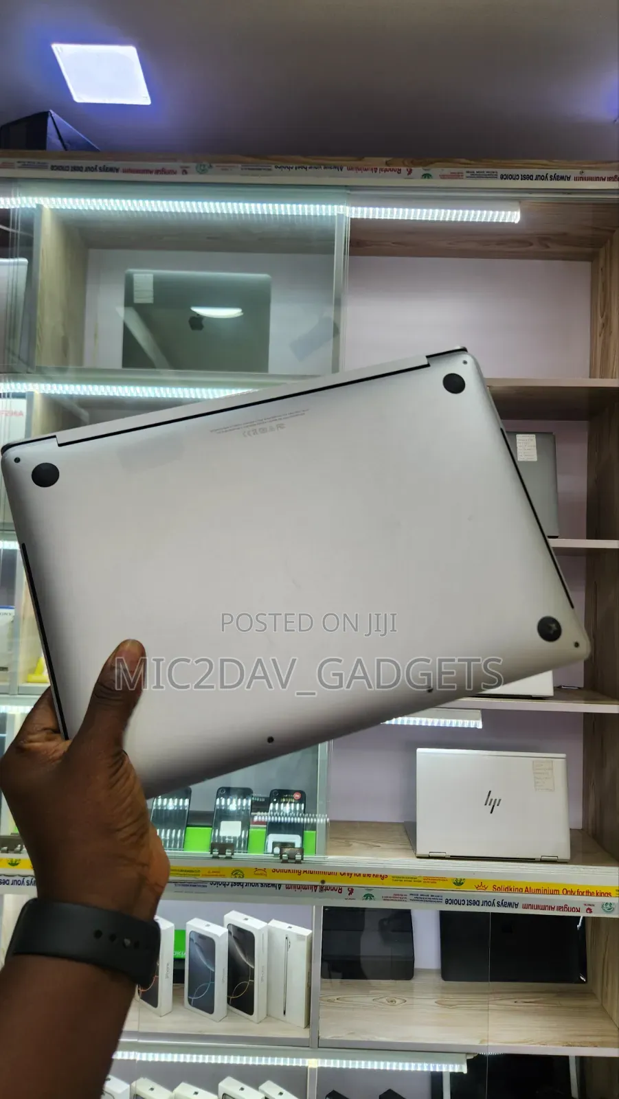 Laptop Apple MacBook Pro 2018 8GB Intel Core i5 SSD 256GB