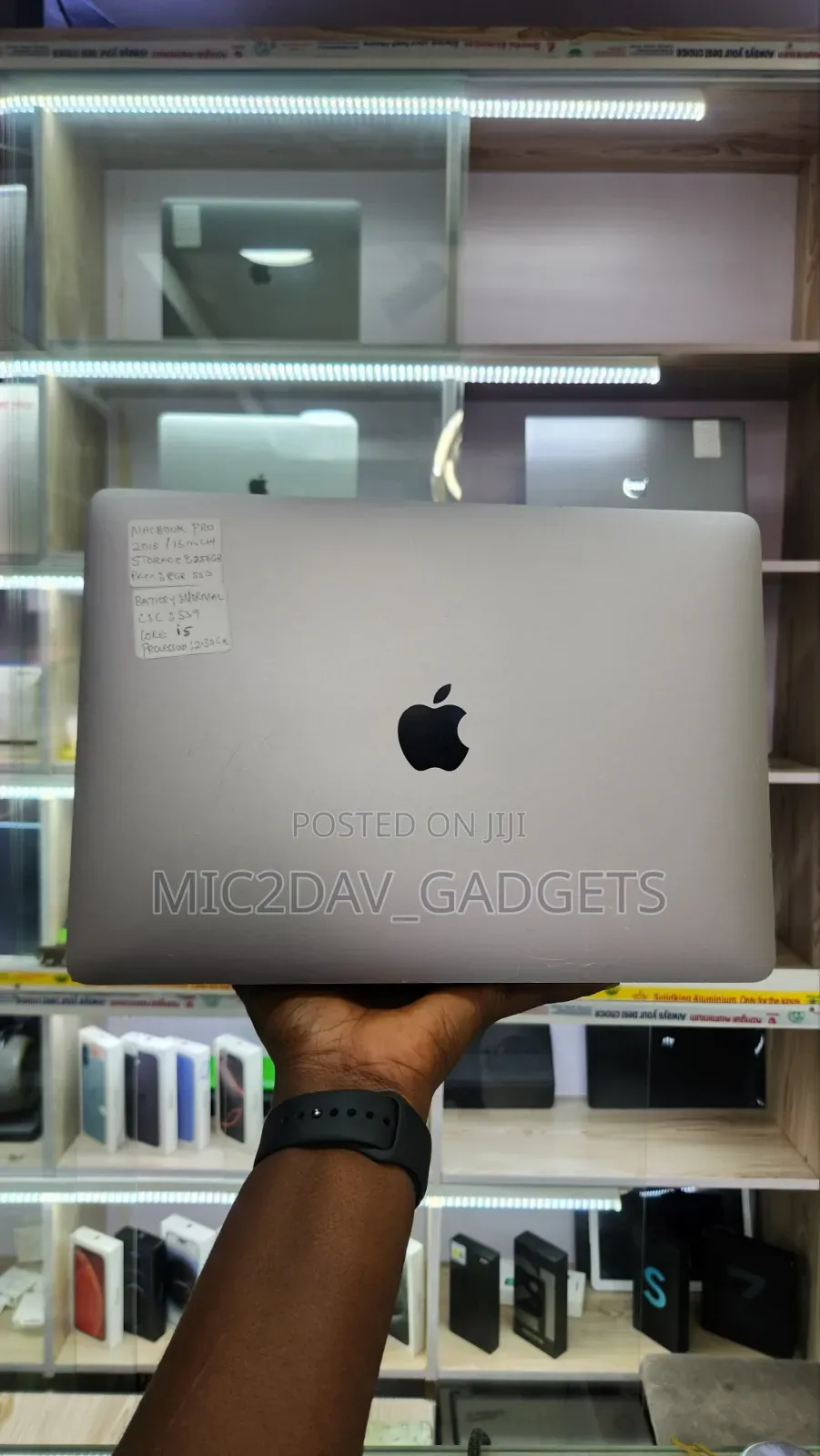 Laptop Apple MacBook Pro 2018 8GB Intel Core i5 SSD 256GB
