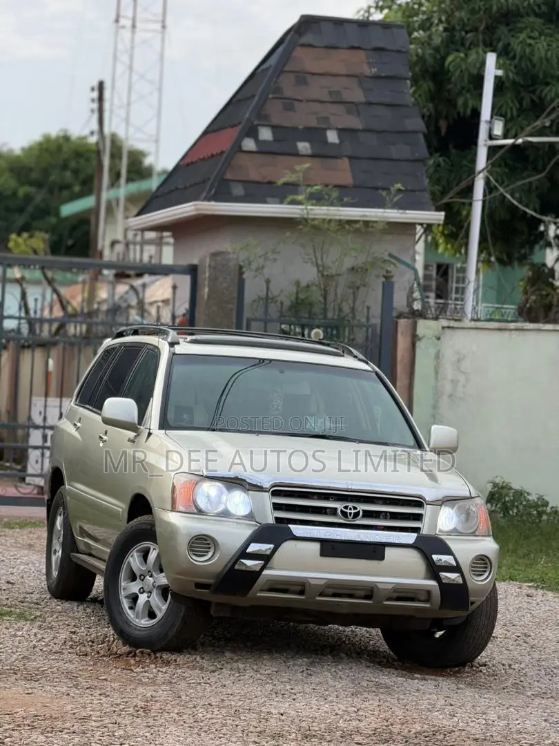 Toyota Highlander 2004 Silver