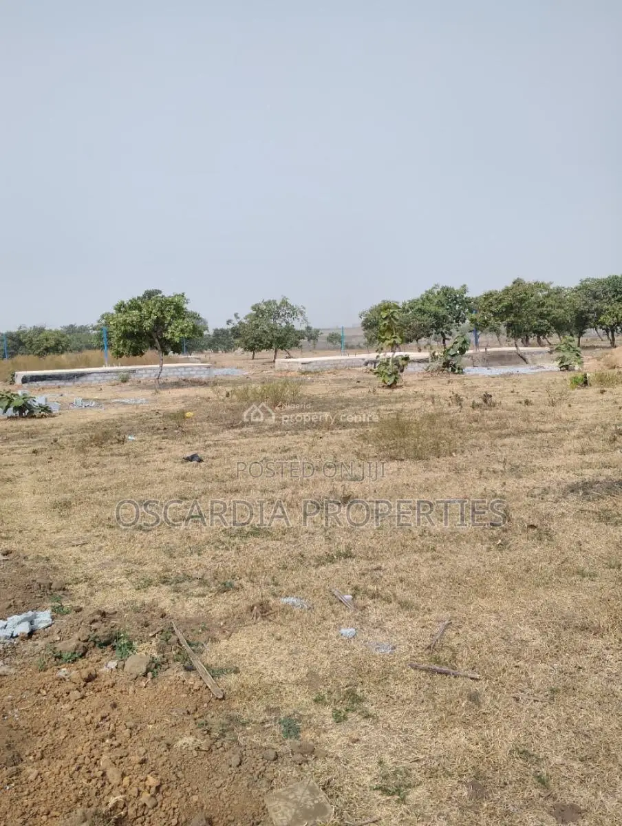 65 Hectares of Residential Land Available in Idu