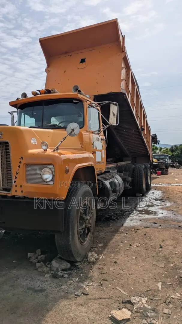 Mack R Model
