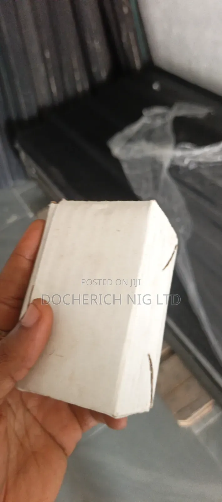 3 Inch Nails 100 Pieces Inside for Roof Installation