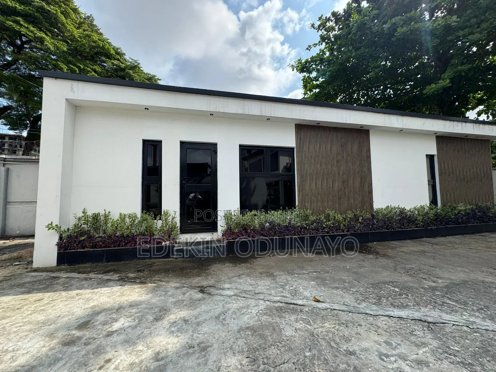 Fully Furnished 1 Bedroom